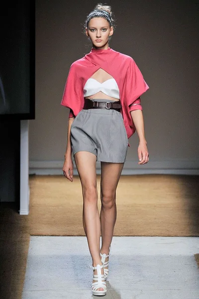 Look 23